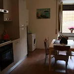 Alojamento de Acomodação e Pequeno-almoço Trastevere 4*