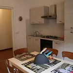 Alojamento de Acomodação e Pequeno-almoço Trastevere 4*