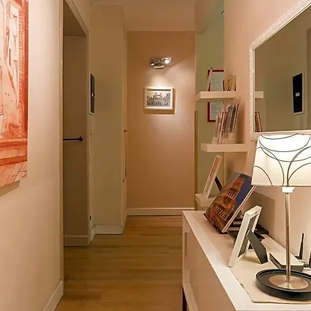 לינה וארוחת בוקר Trastevere 4*