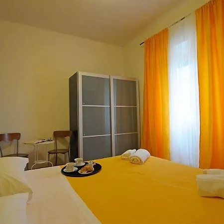 Trastevere 4* Rom